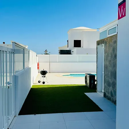 Cosy Manal With Heated Pool X Airco * Playa Blanca (Lanzarote)