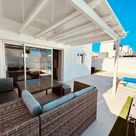 Cosy Manal With Heated Pool X Airco Villa