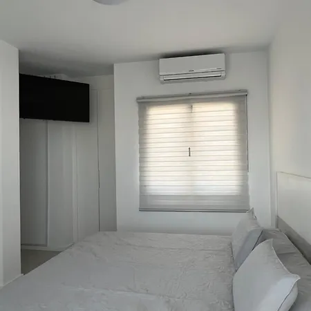 Cosy Manal With Heated Pool X Airco * Коста Бланка
